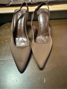 Women's Brown Pointed Slingback Pumps